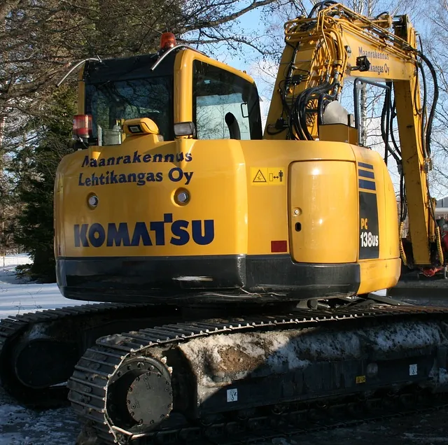 Komatsun maanrakennuskalustoa
