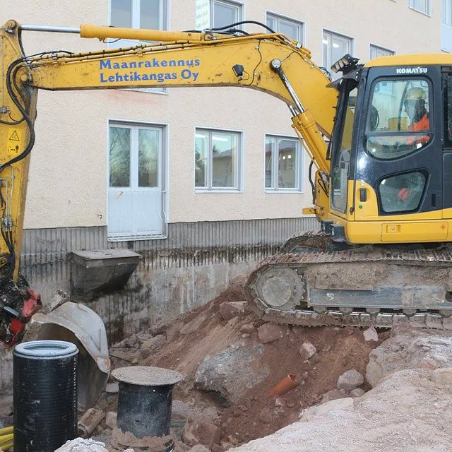 kaivinkone maanrakennustöissä